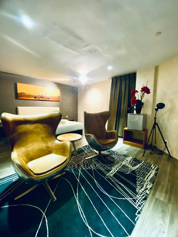 Sri Langit Hotel Klia, Klia 2 & F1 Sepang Buitenkant foto